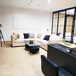 Apartment Urban Loft Rosal, Domotica Y Con Parking