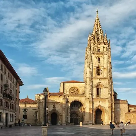 Urban Loft Rosal, Domotica Y Con Parking 오비에도