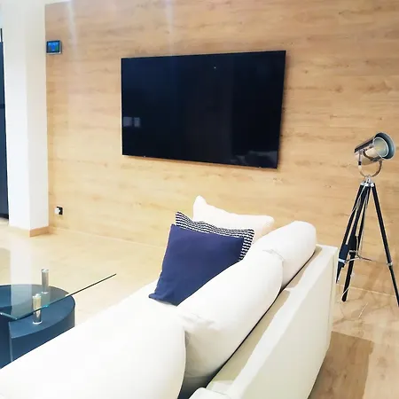 Urban Loft Rosal, Domotica Y Con Parking 오비에도